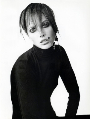 photo 11 in Christy Turlington gallery [id56068] -0001-11-30 00:00:00